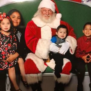 Meet your Posher, Nava preciado